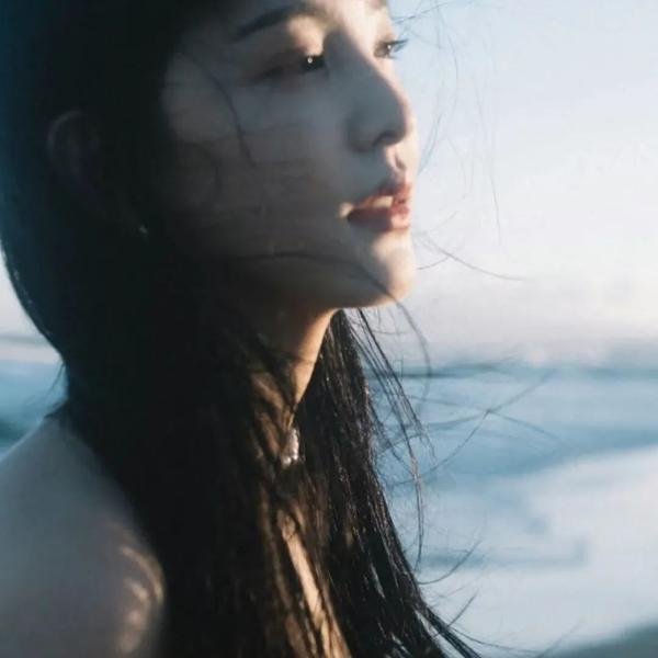 一个去了火星的男人 海报